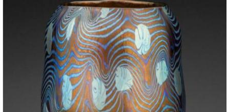 Compra un jarrón de segunda mano por 5 dólares y descubre que está valorado en unos 15.000