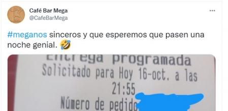 Los comentarios del pedido hicieron reír al personal del bar y a miles de personas en redes