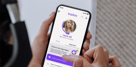 Los españoles tienen dificultades para venderse en las aplicaciones de citas: el 62% pide ayuda para crear su perfil