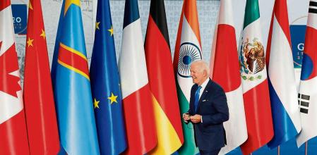 U.S. President Joe Biden arrives for the G20 leaders summit in Rome, Italy October 30, 2021. REUTERS/Guglielmo Mangiapane