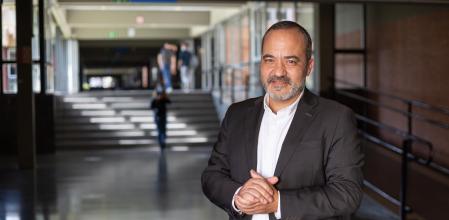 Xavier Varea, en la Facultad d'Economía y Empresa de la Universitat de Barcelona