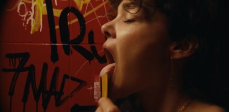 Las drogas están más que normalizadas en 'Cardo'.