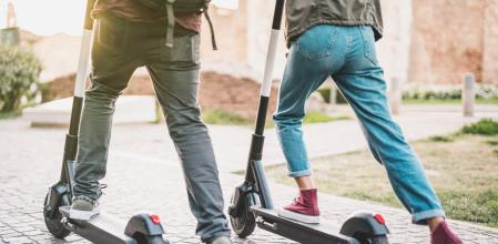 El uso de este tipo de vehículos ha crecido tanto en tan poco tiempo que ha forzado a la Dirección General de Tráfico (DGT) a modificar el reglamento de circulación para regularlos.