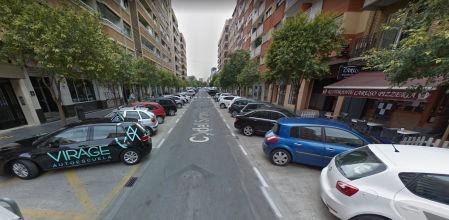 Imagen de la calle Serpis donde sucedieron los hechos.