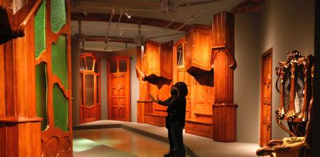 Reconstrucción del vestíbulo de la Casa Milà, más conocida como La Pedrera