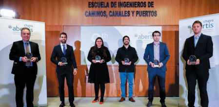 En el acto de entrega, algunos de los premiados por sus trabajos de investigación en el campo de la gestión de infraestructuras de transporte y seguridad vial