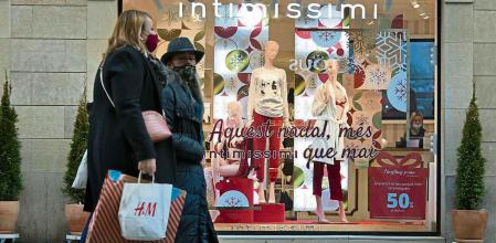 BARCELONA-AMBIENTE DE COMERCIO NAVIDEÑO- FOTO ANA JIMENEZ