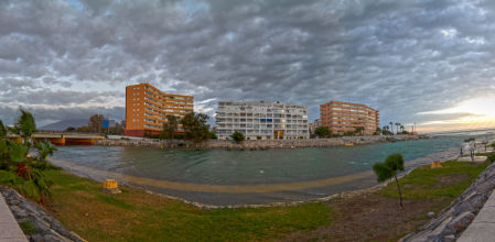 El temporal ha inundado el parque fluvial de Fuengirola.