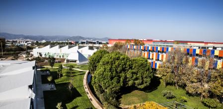 Vista general de la sede de Fundesplai, ya ampliada, en El Prat de Llobregat