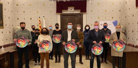 El alcande de la Seu d'Urgell, Francesc Viaplana, con el vicealcalde y algunos concejales.