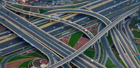 Las autopistas son una pieza fundamental en el nuevo puzzle de la movilidad; se encaminan hacia la inteligencia artificial y la conducción autónoma