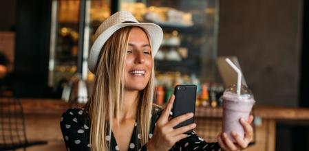 Para ser ‘influencer’ no basta de hacerse unos ‘selfies’ en Instagram, hay que trabajar mucho.