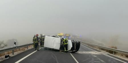 Un total de 1.004 personas murieron en 2021 en accidente de tráfico en España, una cifra que a pesar de ser aún muy elevada muestra la tendencia a la baja de los últimos años&nbsp;