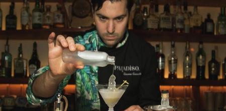 Giacomo Giannotti en la coctelería Paradiso