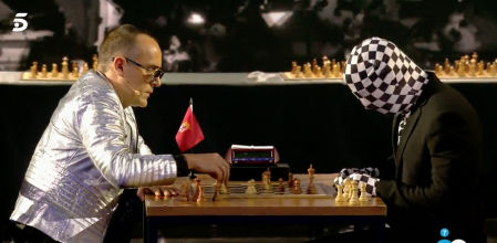 El Rey Enigma ha dejado sin palabras al jurado del programa de Telecinco