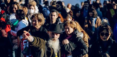 Varios de los participantes de una manifestación negacionista el 11 de diciembre de en Madrid