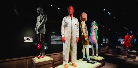 Una de las salas de la muestra E/Motion, la exposición estrella de la reapertura del MOMU de Amberes