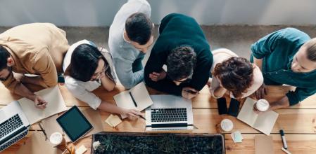 Las personas subestiman la ventaja de pedir las cosas en persona según la investigación