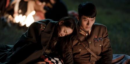 'Crash landing on you' tiene 16 episodios y está en Netflix.