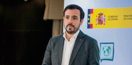 El ministro de Consumo, Alberto Garzón, inaugura el seminario ‘Publicidad de alimentos dirigida a menores en España’, en el Hotel NH Príncipe de Vergara, a 13 de diciembre de 2021, en Madrid, (España). Durante la jornada han abordado las distintas cuestiones relacionadas con los anuncios y publicidad dirigida a los menores y jóvenes en materia de alimentación. Una cuestión controlada por el CÓDIGO PAOS, un código de corregulación que permite reducir la presión de venta sobre población infantil y mejorar la calidad y contenido de todo tipo de anuncios de alimentos y bebidas dirigidos a menores. 13 DICIEMBRE 2021;GARZÓN;CONSUMO;PUBLICIDAD;MENORES A.Pérez / Europa Press 13/12/2021