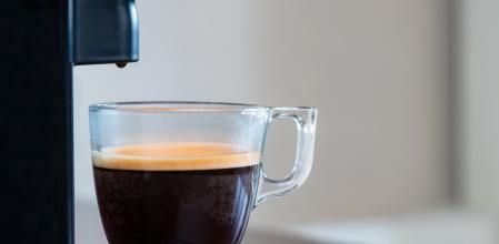 Cafetera de cápsulas.