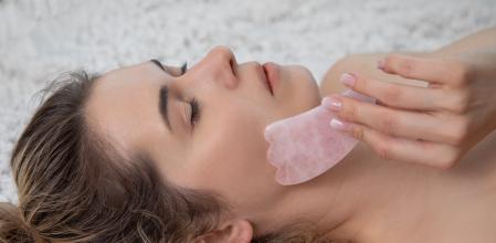 El Gua Sha, un masaje tradicional chino con piedras