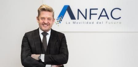 Wayne Griffiths alertó de que si en España el sector no afronta los cambios puede desaparecer