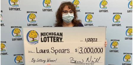 Descubre que ha ganado 3 millones de dólares al revisar la carpeta de correos no deseados del mail