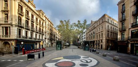 FOTO ALEX GARCIA LA RAMBLA DE BARCELONA VACIA DURANTE EL CONFINAMIENTO DOMICILIARIO DECRETADO POR LA PANDEMIA DE COVID 2021/03/11