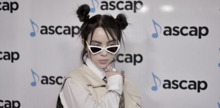 Billie Eilish en mayo de 2019 con su melena negra