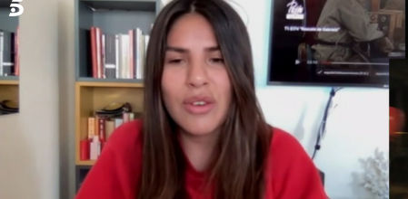 Isa está destrozada por las palabras de su hermano