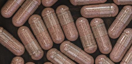 Alerta por presencia de tadalafilo y desmetil carbodenafilo en complemento alimenticio ZENELEY