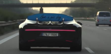 Radim Passer logró el temerario récord de conducir un Bugatti Chiron a 417 km/h en una autopista alemana