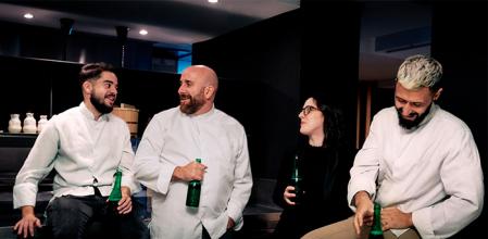 El equipo del restaurante Ugo Chan