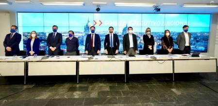 El Comité Ejecutivo del PP guarda un minuto de silencio por el naufragio de un pesquero en Canadá. Asisten el líder del PP, Pablo Casado, y el presidente de la Xunta, Alberto Núñez Feijóo, entre otros. En  Madrid, a 15 de febrero de 2022.
DIEGO PUERTA (PP)
15/02/2022