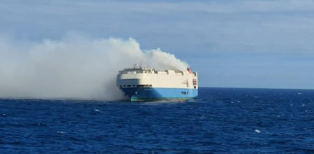 El Felicity Ace tiene el tamaño de tres campos de fútbol