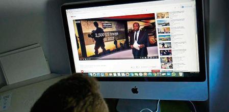 Las noticias se pasan a Youtube, cada vez la gente se informa a traves de Youtube y no solo hace servir la plataforma para ver videos de ocio y entretenimiento.