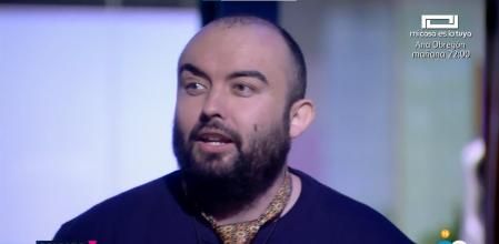 Álvaro se mostró indignado con la organización por 'permitir' las trampas de algunos concursantes.