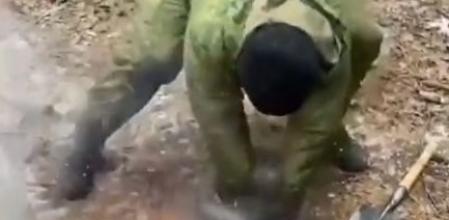 Así se hace un fuego Dakota, la técnica de los soldados para entrar en calor sin ser descubiertos