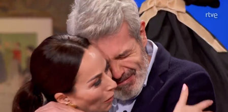 Lorenzo Caprlle se rompe tras el abandono de una concursante de 'Maestros de la costura'