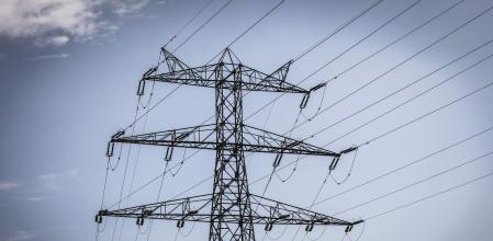 03 - 09 - 2021 / Barcelona / Torres de alta tension - electricidad - precio electricidad - factura de la luz / foto: Llibert Teixidó