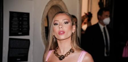 La actriz de 'Élite' no tenía ganas de hablar con la prensa a su llegada a México