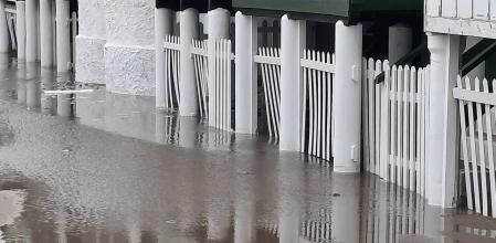 La borrasca Celia en la playa de Les Casetes del Garraf.