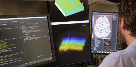 Dispositivo para habalr una persona con paralisis