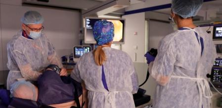 La colonoscopia permite una visión total, completa y directa del intestino básica para un diagnóstico precoz