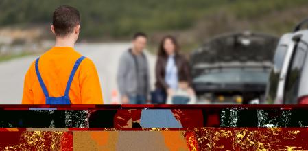 Mecánico llegando a reparar la avería del coche