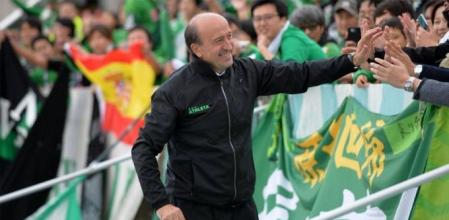 Miguel Ángel Lotina regresa a un banquillo de la liga nipona