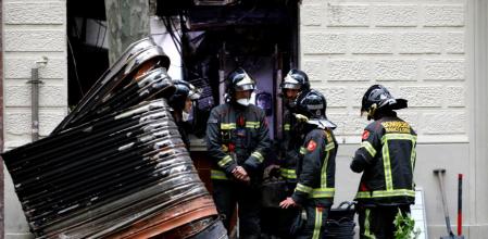 12 - 04 - 2022 / Barcelona / Incendio bar calle valencia / Foto: Llibert Teixidó