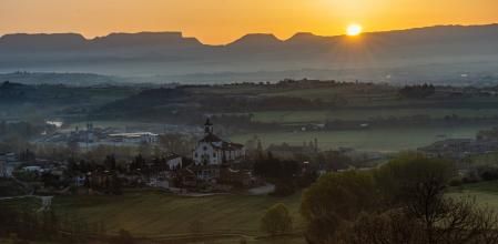 Neblinas primaverales en Osona.