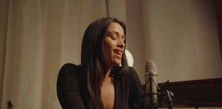 Chanel arrasa con su versión en acústico de 'SloMo' antes de Eurovisión